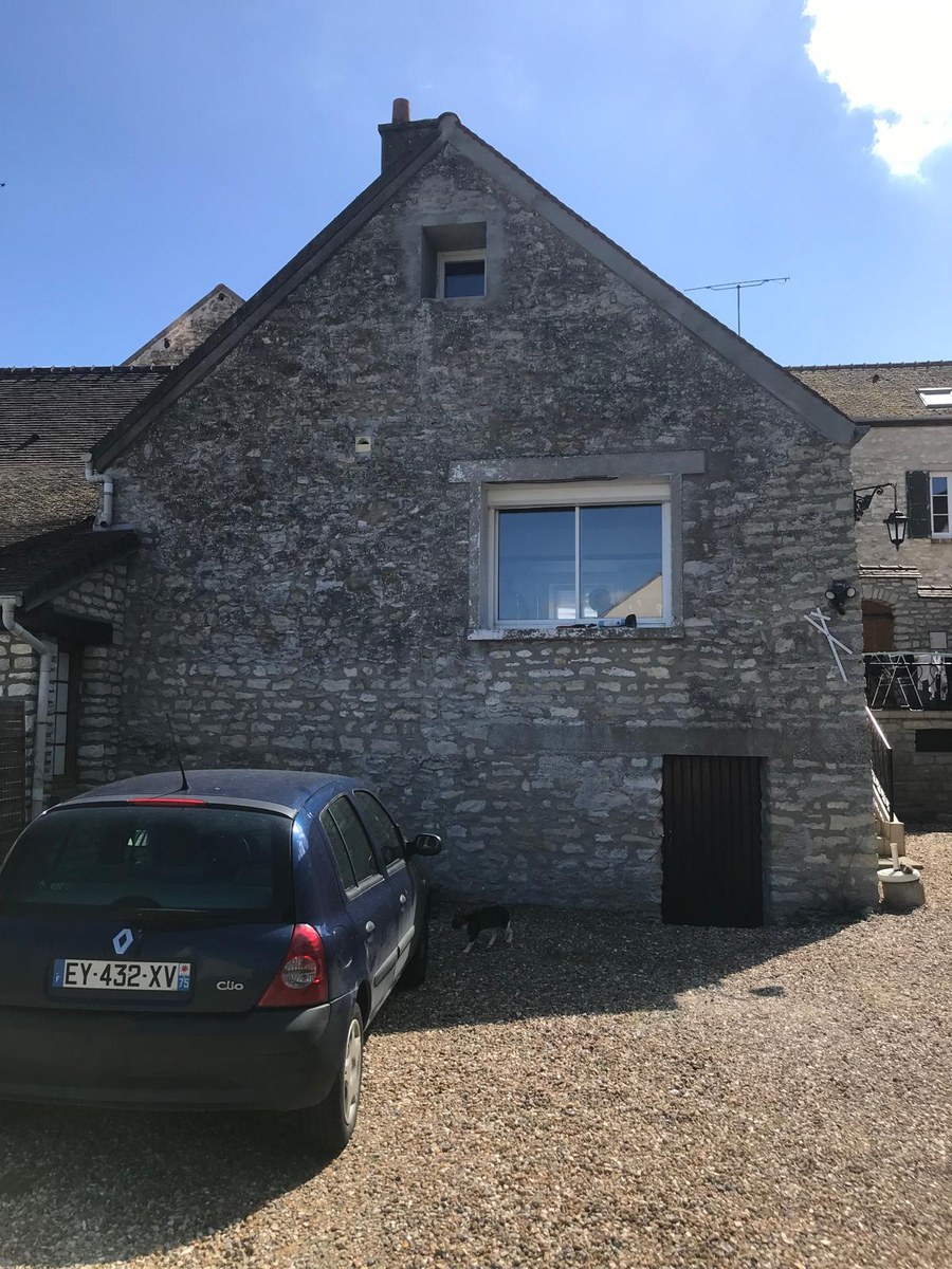 Avant travaux : support pierre et ciment avant ITE laine de roche